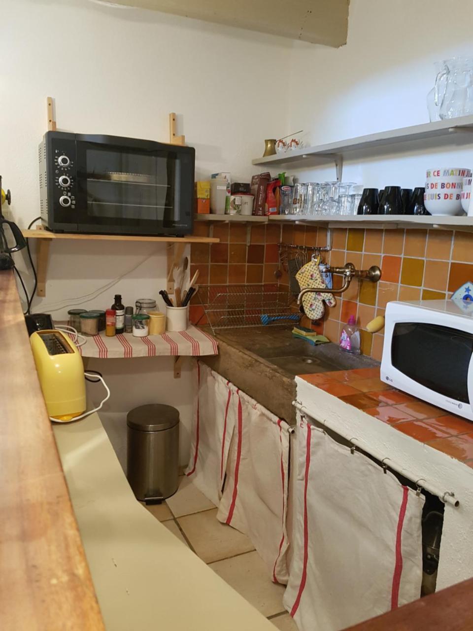Le Mas Des Pins Mane  Buitenkant foto